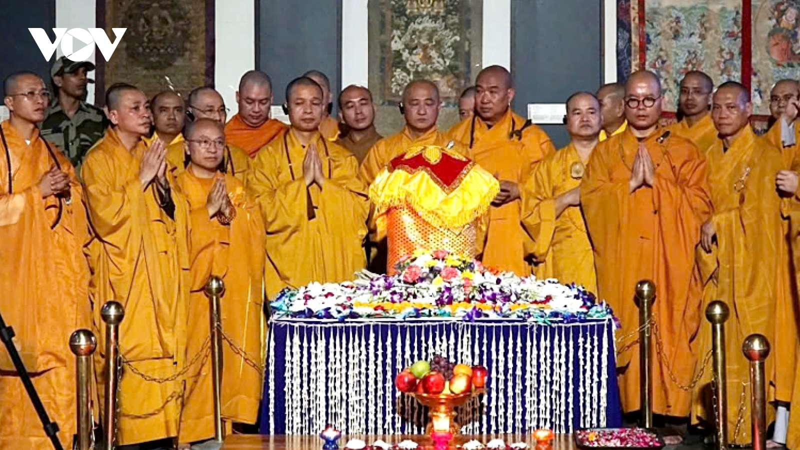 Lord Buddha’s Sarira brought to Vietnam for UN Day of Vesak 2025